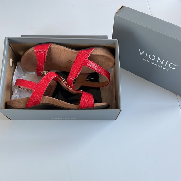 NWT Vionic Farra ll WVN Cherry Size 6 M - Picture 9 of 16